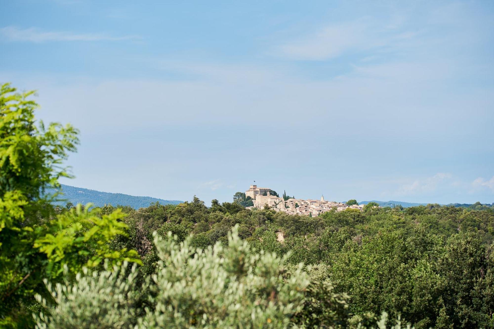 Domaine La Ferme Hi Bride Bed & Breakfast Villelaure Bagian luar foto