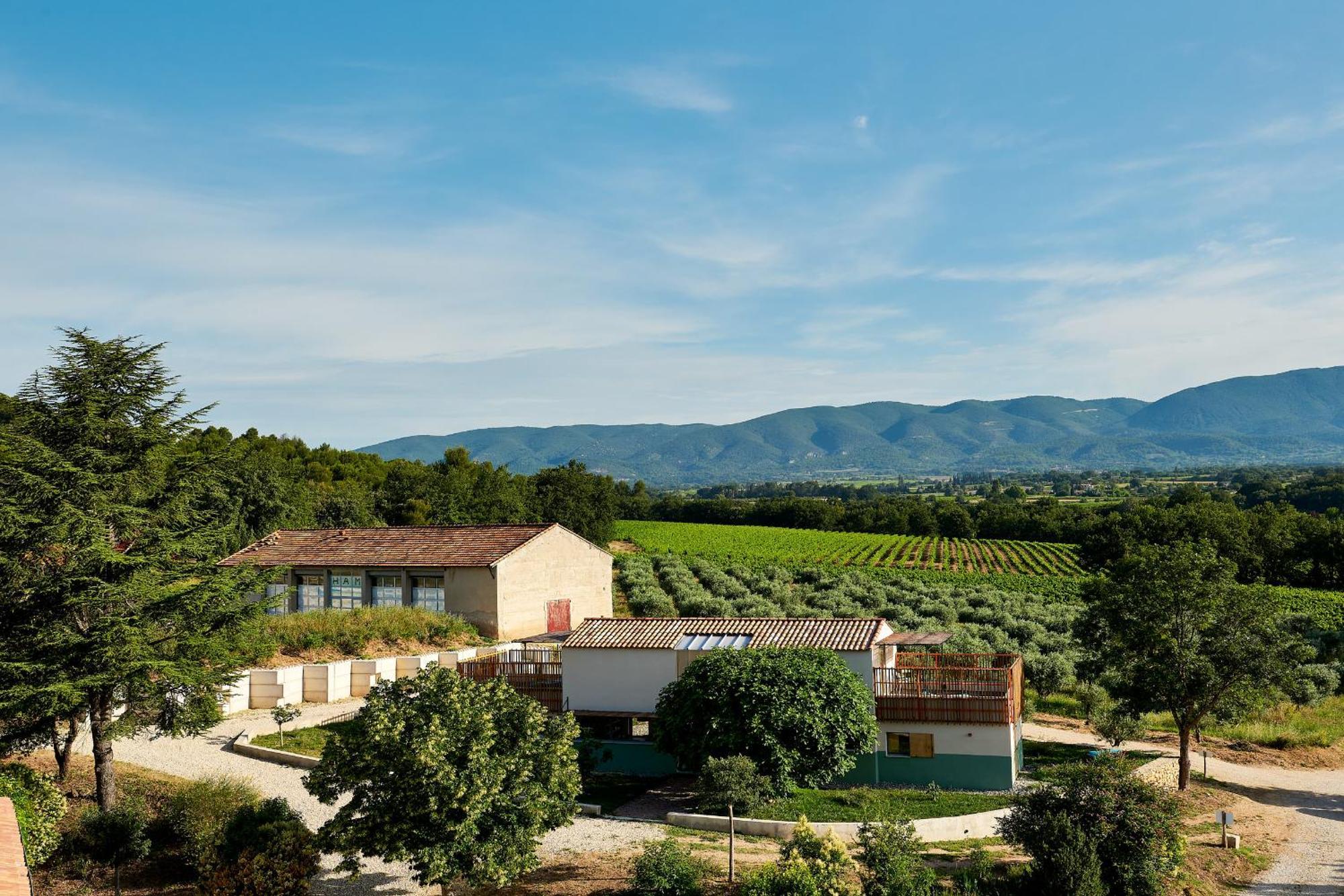 Domaine La Ferme Hi Bride Bed & Breakfast Villelaure Bagian luar foto