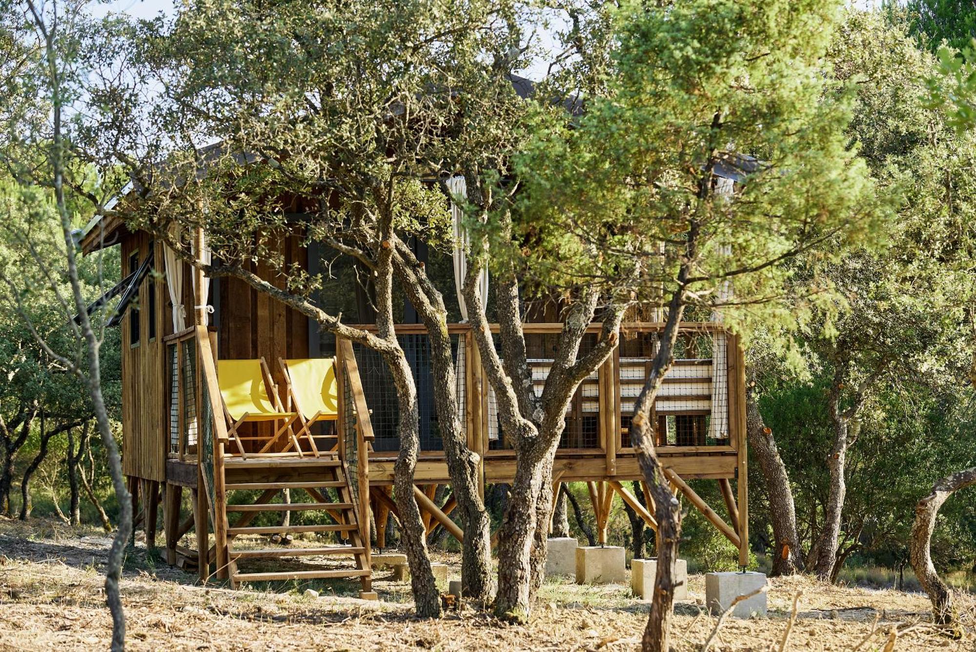 Domaine La Ferme Hi Bride Bed & Breakfast Villelaure Bagian luar foto